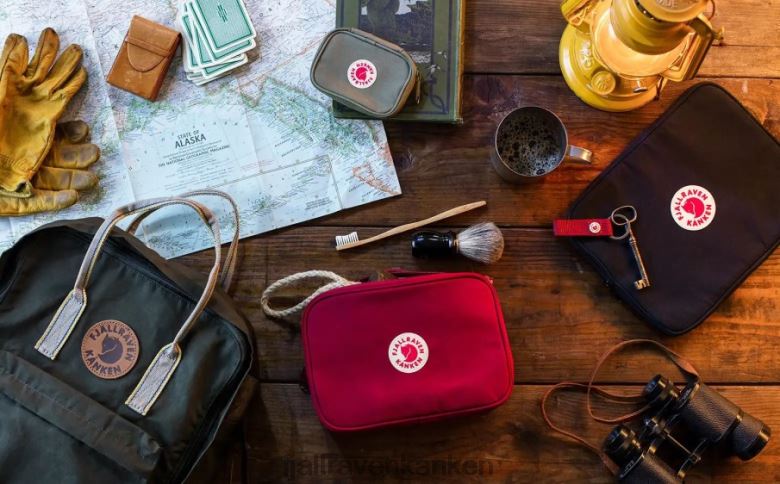 Fjallraven Kanken - Spicy Orange Kånken Travel Wallet Fjällräven Outlets